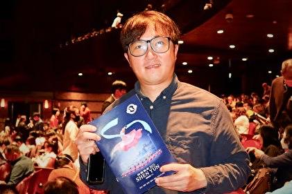 ‘I Felt As Though I Was With Divine Beings,’ Says Theatre Troupe Manager After Seeing Shen Yun