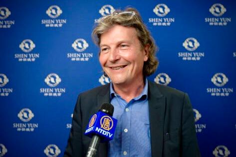 Christophe Sadoine, director of a healthcare institution, at the Palais des Congrès in Paris on April 28, 2023. (NTD)