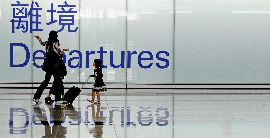 Japanese Street Performer Mr. Wally Deported After Being Interrogated for 2 Hours by Hong Kong Immigration