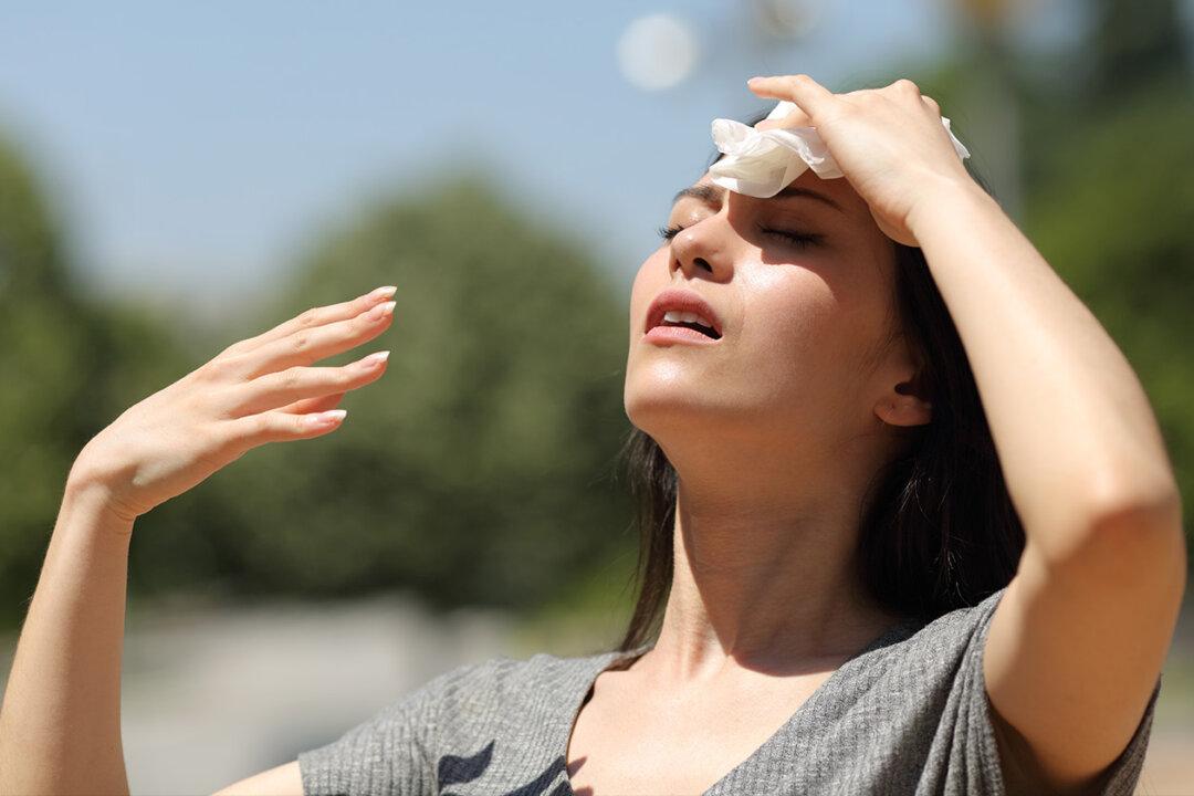 What Are the Symptoms of Heat Stroke, and Can Eating Watermelon Prevent It ?