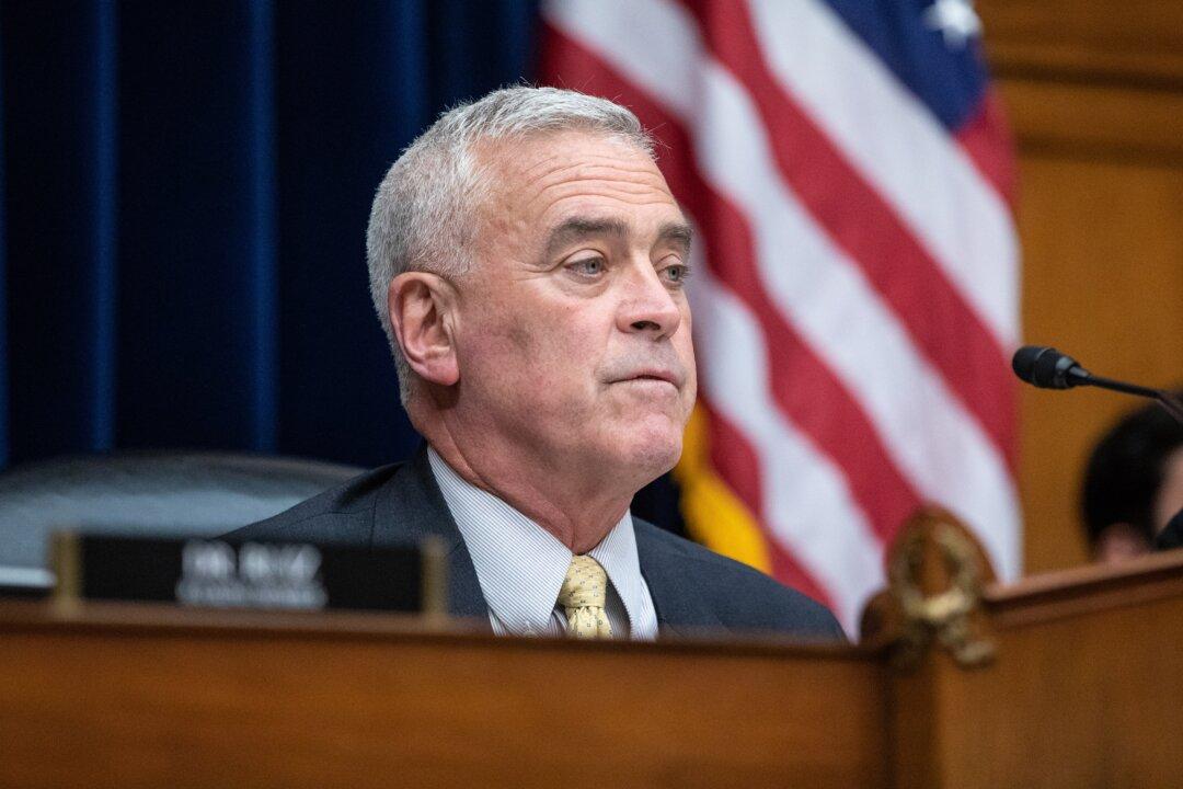 Congressional Investigation Begins Into Federal Agencies Involved in Crafting ‘Coercive Policies’ to Carry Out Executive Order on Vaccine Mandates