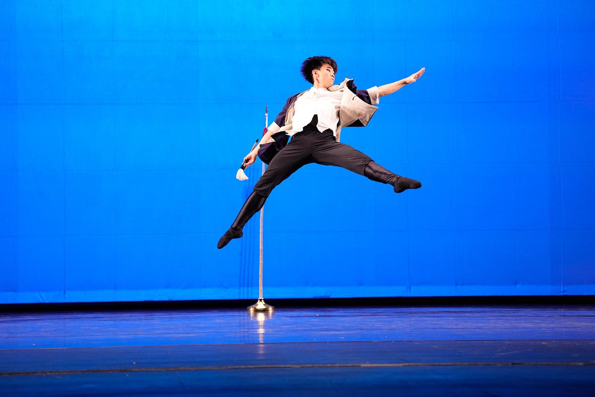Guanxiang Guo performs "A Warrior's Heart" in the preliminary round of the NTD International Classical Chinese Dance Competition in Purchase, New York, on Sept. 8, 2023. (Larry Dye)