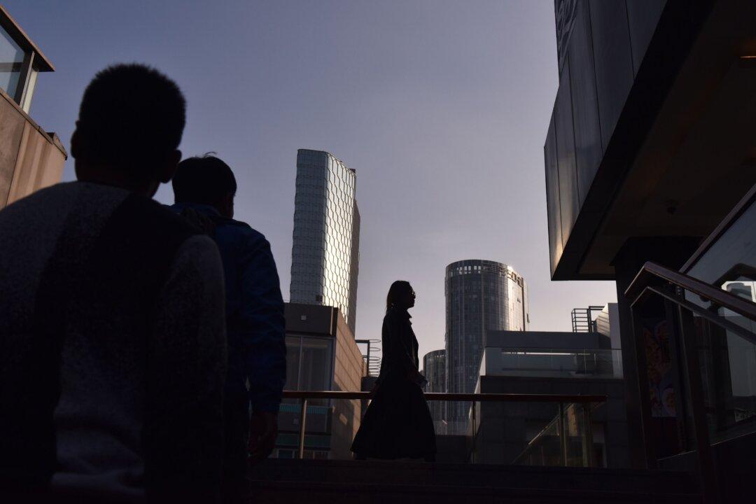 Foreign Direct Investment in China Shrinks Nearly 20 Percent