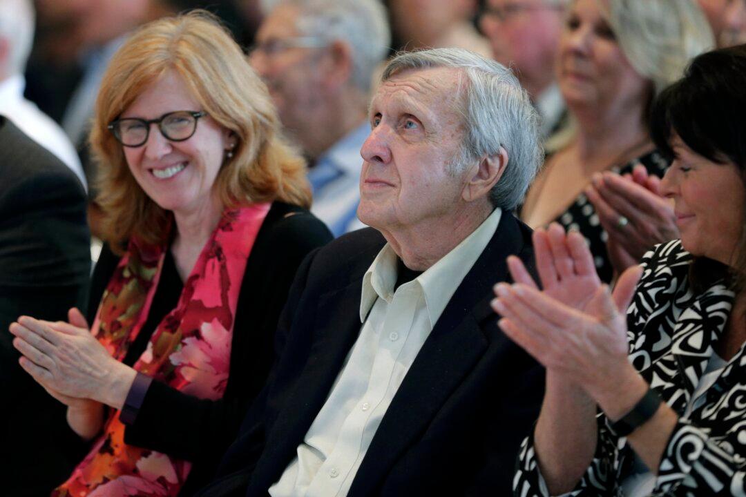 Ken Squier, Longtime NASCAR Announcer and Broadcaster, Dies at 88
