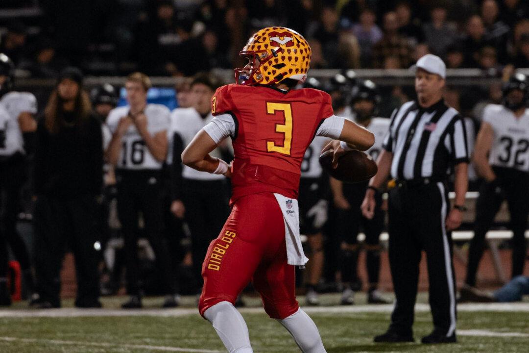 Unconventional Dual-Quarterback System a Big Hit at Mission Viejo