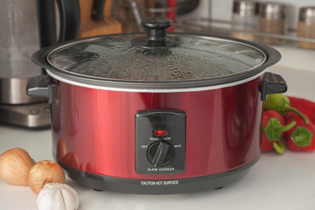 A Slow Cooker Is the Help You Need for This Year’s Holiday Dinner