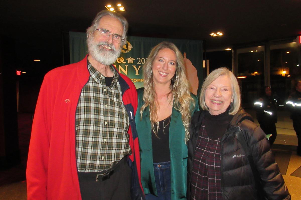 Shen Yun Is ‘Very Uplifting, Very Spiritual,’ Says Emmy Award-Winning Filmmaker