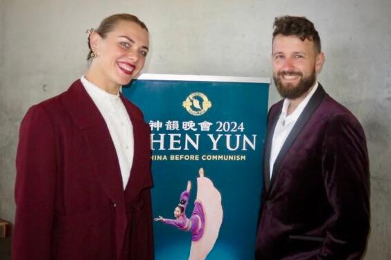 Milla Sambell and her husband, Tony Sambell, attend Shen Yun Performing Arts at Ulumbarra Theatre in Bendigo, Australia, on March 3, 2024. (Beatrice Li/The Epoch Times)