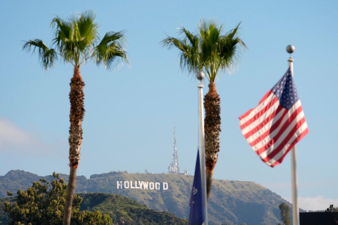 Actors Sue Popular Online Casting Platforms for Alleged Unfair Business Practices