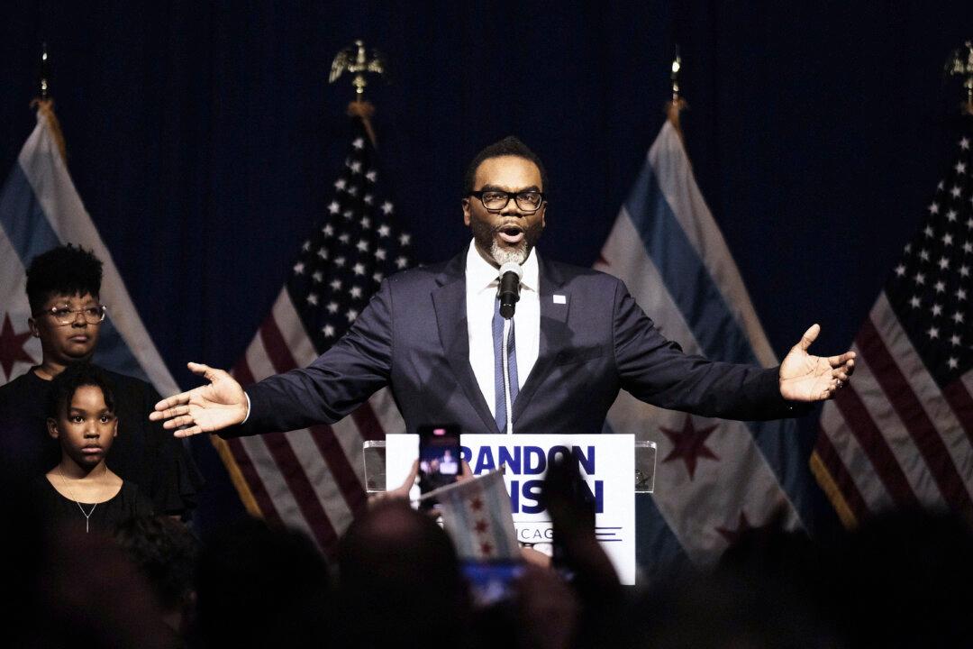 Chicago Resident Launches Effort to Recall Mayor Brandon Johnson