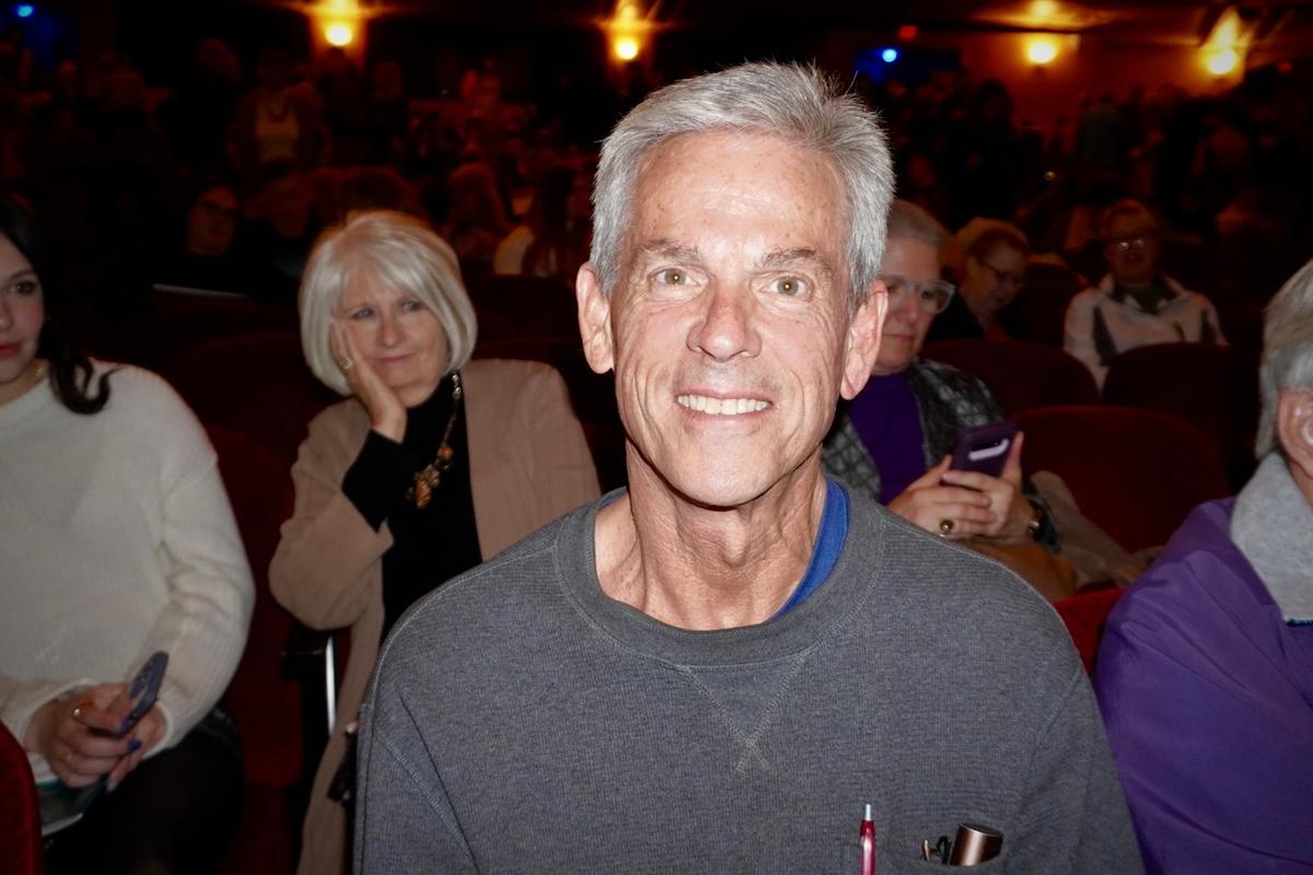 Real Estate Investor Keeps Coming Back to See Shen Yun