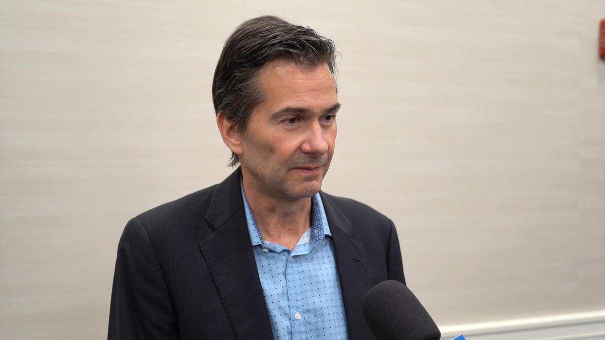 Mr. Eric Hansen, a candidate running for U.S. Senate, attends the documentary screening of “Medical Genocide” at Goldey-Beacom College (GBC) in Delaware on April 10, 2024. (Andrew Li/The Epoch Times)