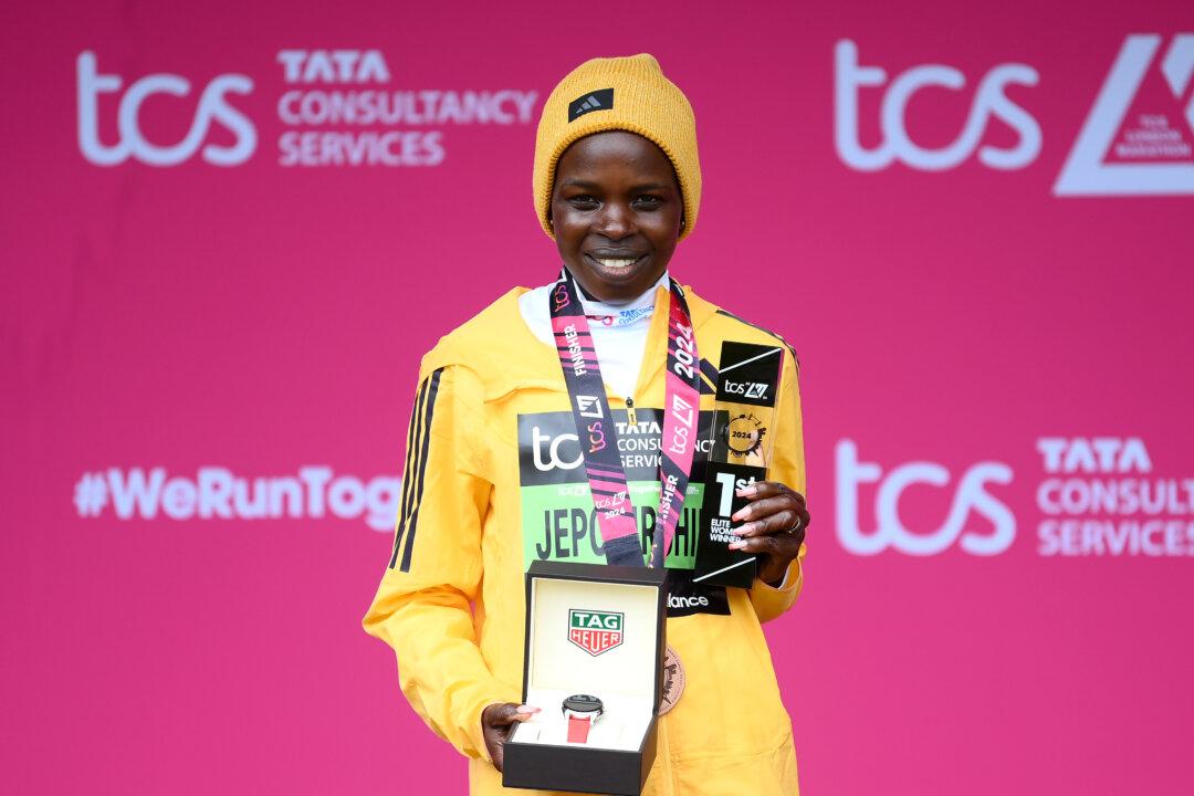 Olympic Champion Jepchirchir Wins Women’s Race at London Marathon in Record Time