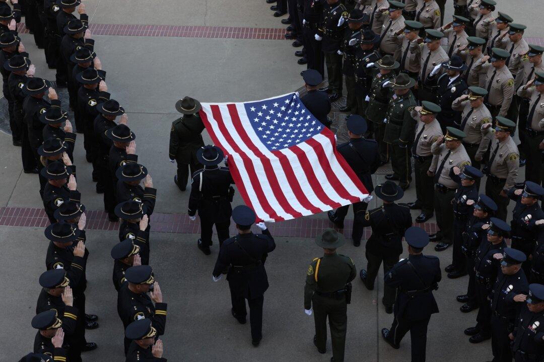 Newsom Honors Fallen California Peace Officers at Annual Memorial Ceremony