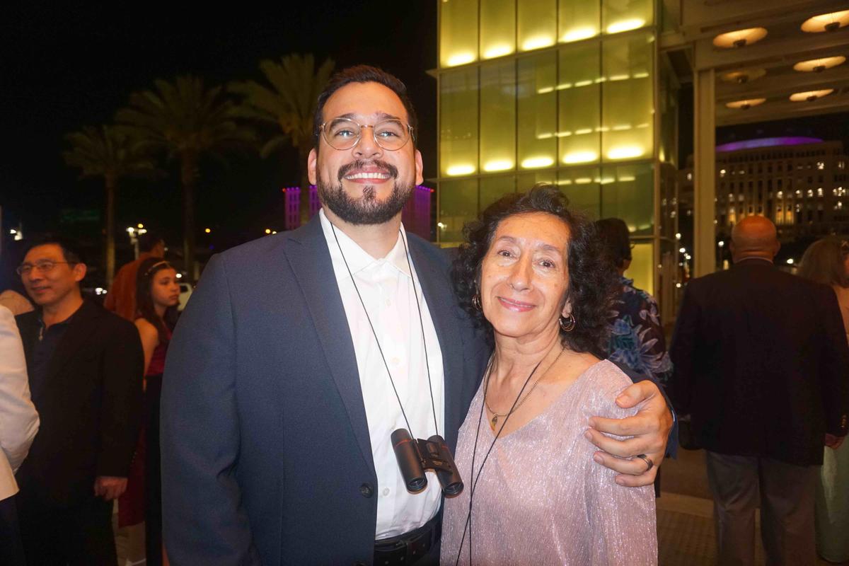 Shen Yun Is ‘Impressive and Fun … Five Stars,’ Says Graphic Designer