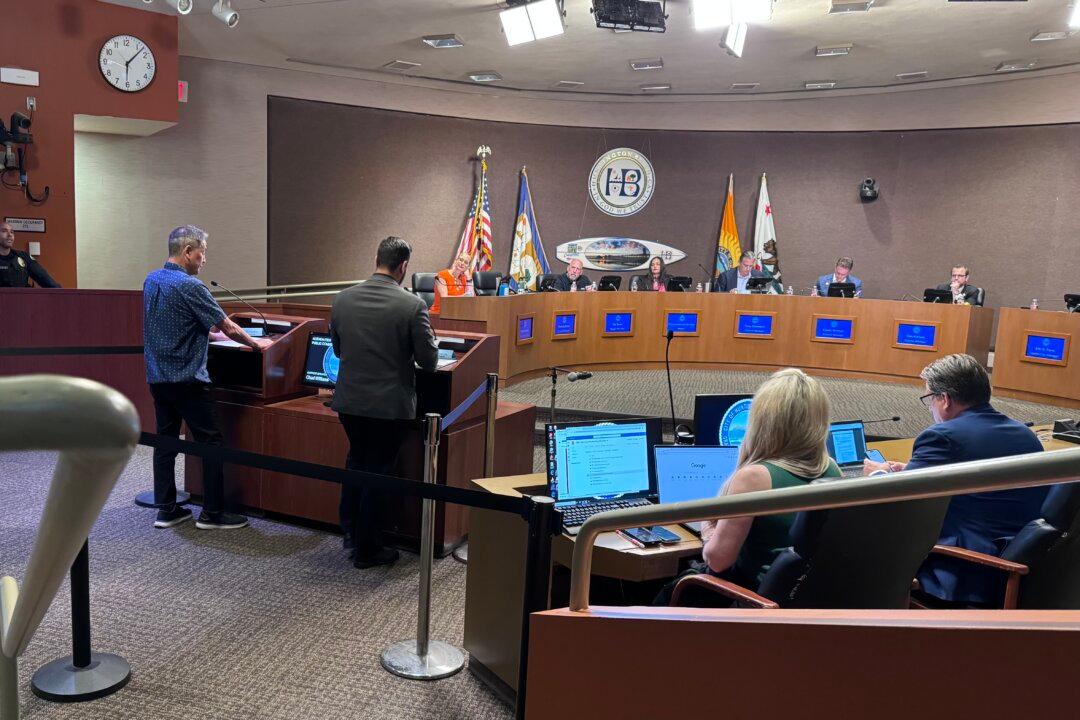 Huntington Beach Reaffirms Constitutional Rights After Feud Among Election Rivals