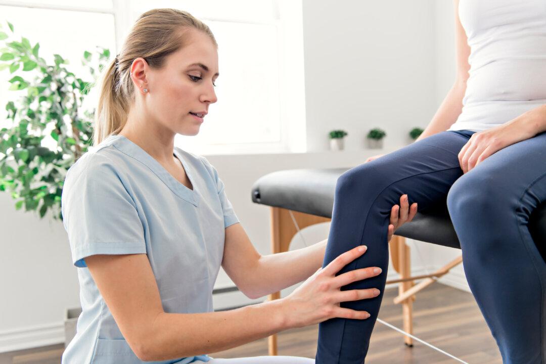 Physio-Led Programs Could Save Billions in Knee Treatment Costs