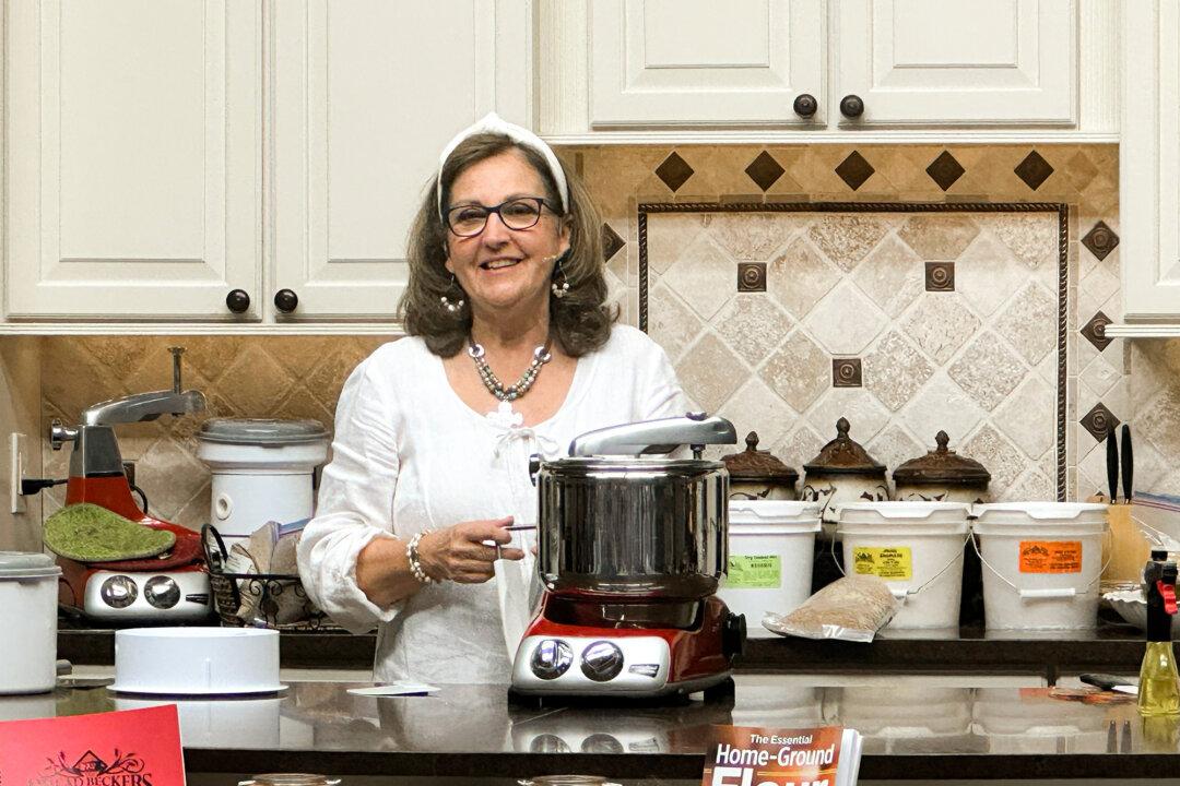 The Food Scientist Who’s Milled Her Own Flour for 30 Years, and How You Can Too