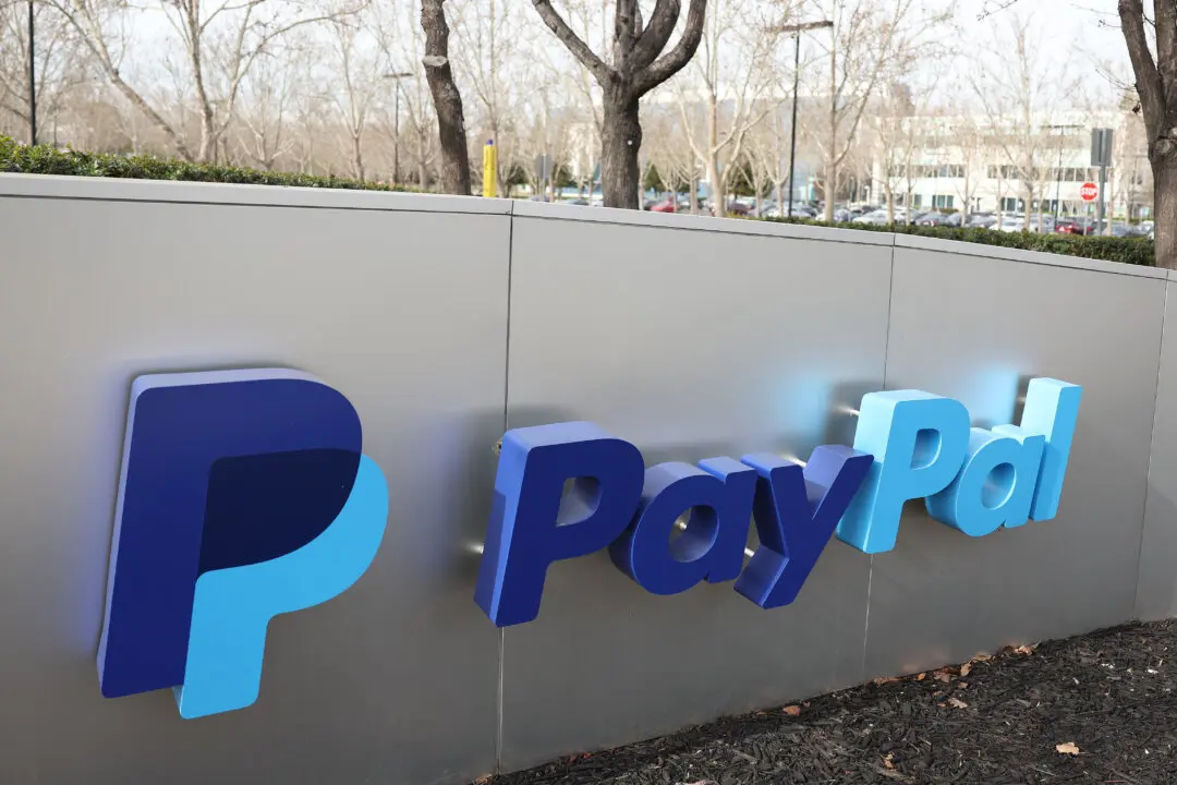 PayPal Plans to Open Industrial Bank to Serve Small US Businesses