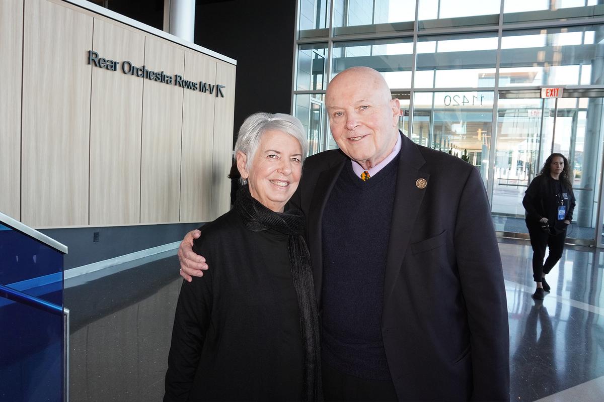 Shen Yun Performing Arts Is ‘Very Refreshing to Watch,’ Says Theatergoer in Houston