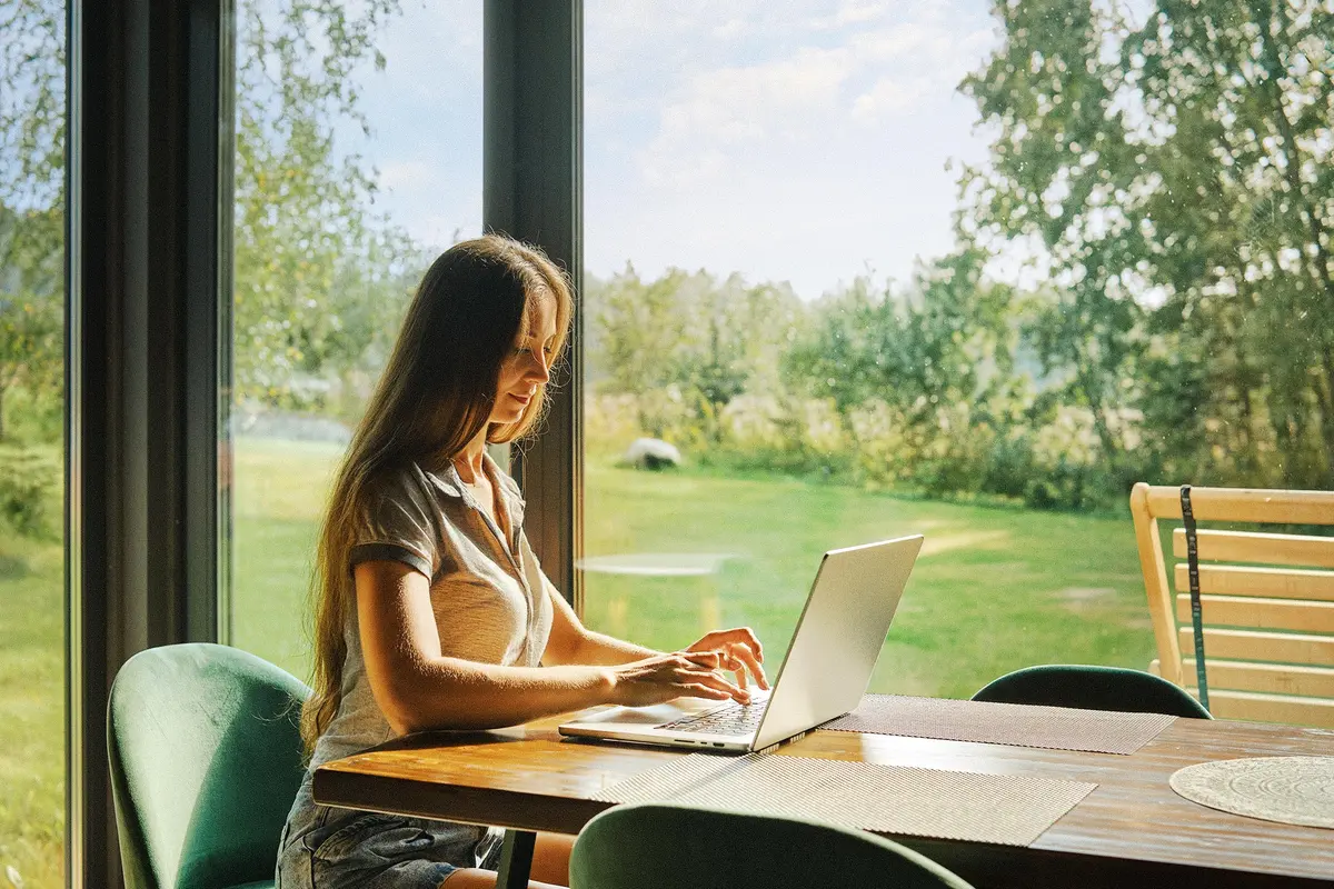 Daylight Exposure Linked to Better Blood Sugar Control, Study Finds