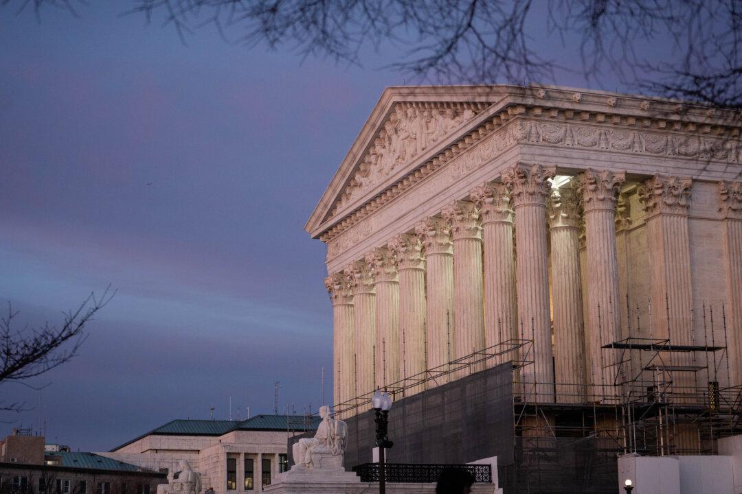 Key Takeaways From Supreme Court Hearing on Trump’s Fed Firing