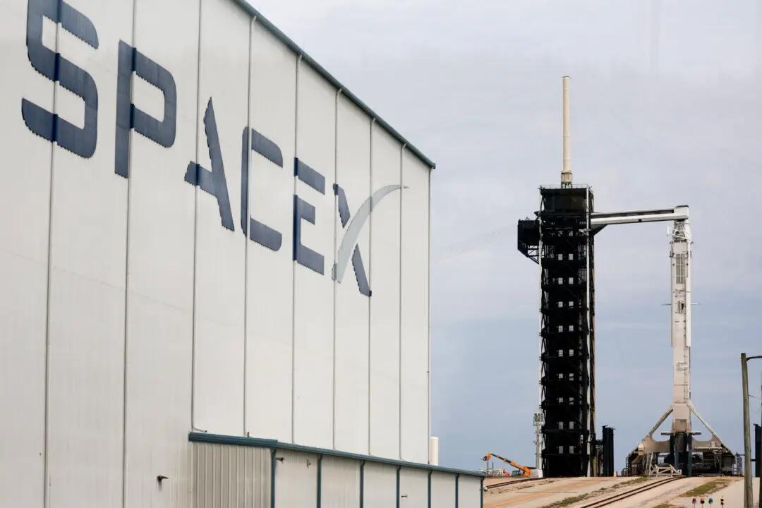 Lawmakers Seek Pentagon Probe of SpaceX Over Potential China-Linked Investment