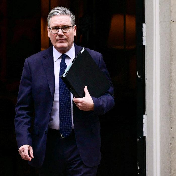 UK PM Starmer’s Communications Director Quits Over Mandelson–Epstein Scandal