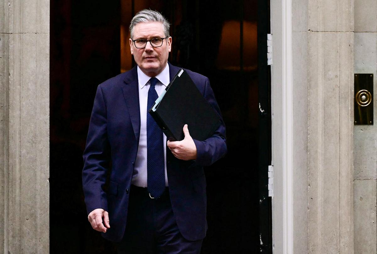 UK PM Starmer’s Communications Director Quits Over Mandelson–Epstein Scandal