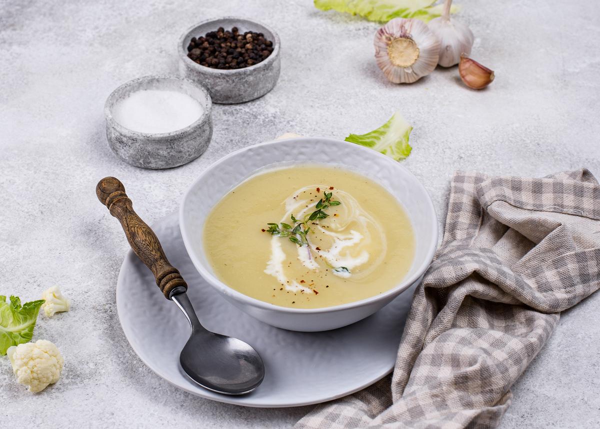 Cauliflower, Chive, and Miso Vegetarian Gut-Healing Soup in Under 20 Minutes thumbnail