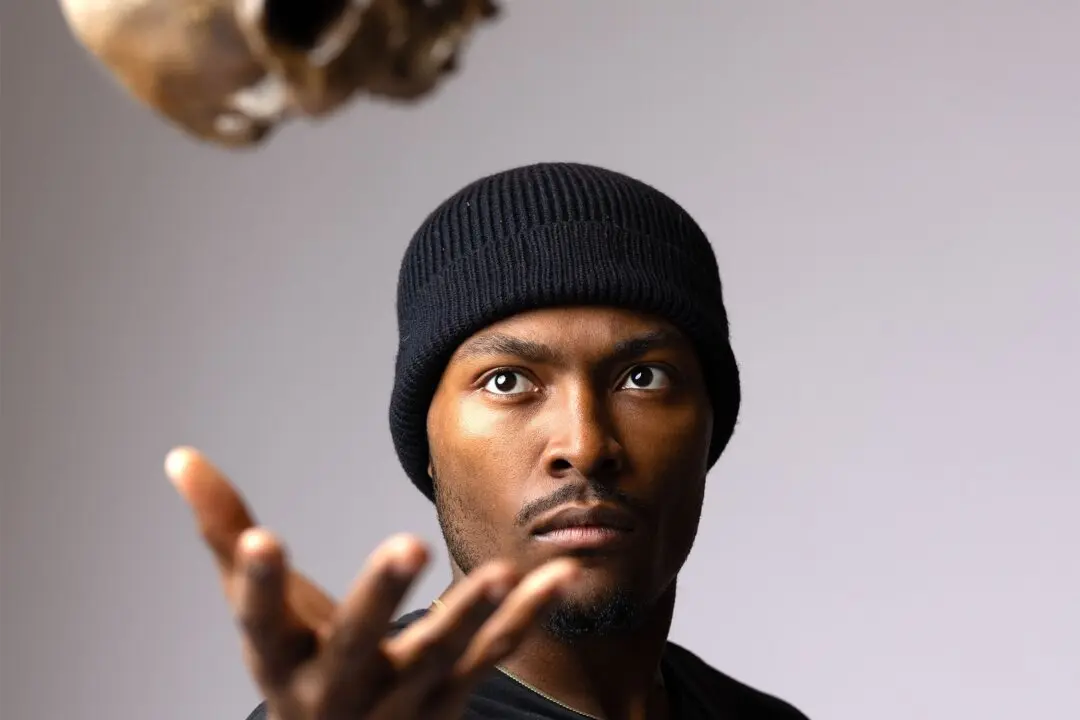 ‘Hamlet’ as a Fast, Edge-of-Your-Seat Thriller