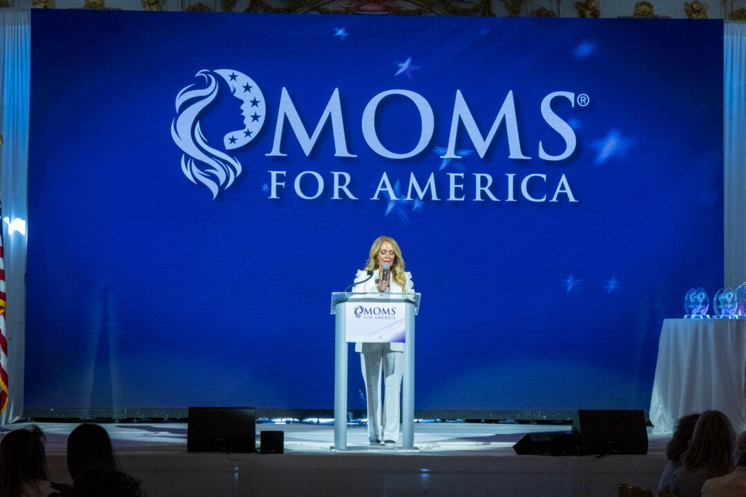 Moms for America 5th Mothers of Influence and Champion of Freedom Awards