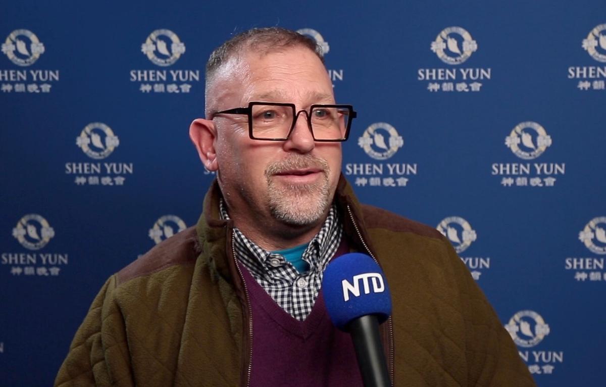 Shen Yun’s Performance Opens up Your Eyes, Says Company Director
