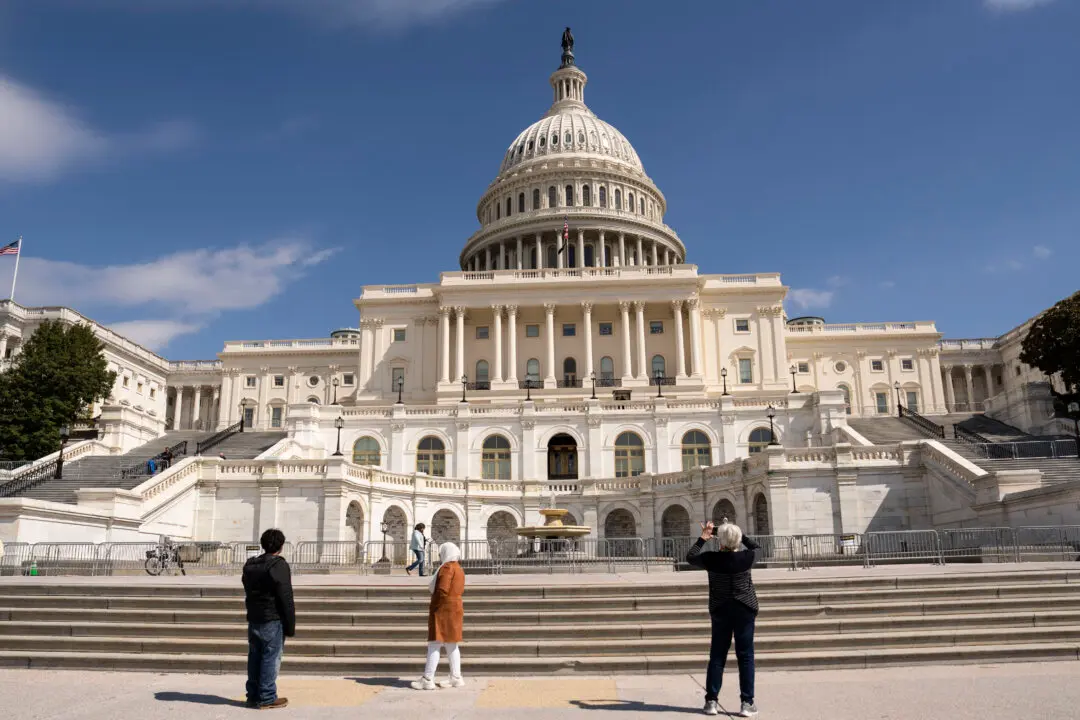 Senate Passes Bill Removing Preferential Airport Screening for Lawmakers