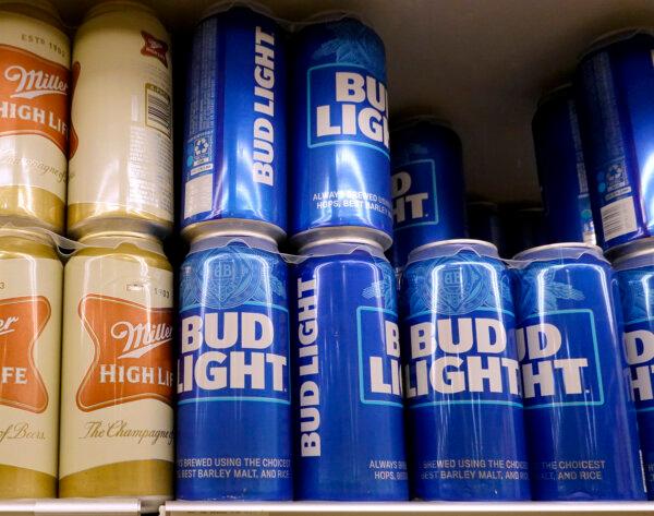 Bud Light Sales Continue to Decline in US in Wake of Dylan Mulvaney Controversy