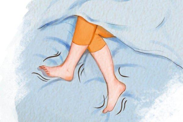 Restless Legs Syndrome: Symptoms, Causes, Treatments, and Natural Approaches
