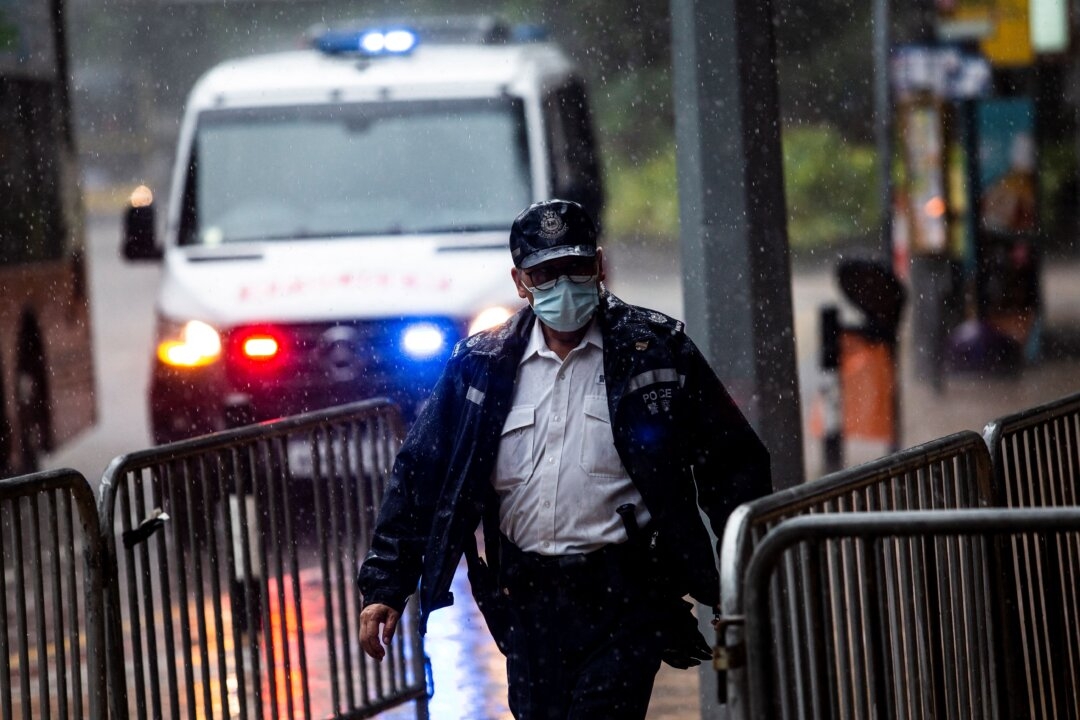 Hong Kong Police Target Father of Canada-Based Activist for Questioning: Local Media