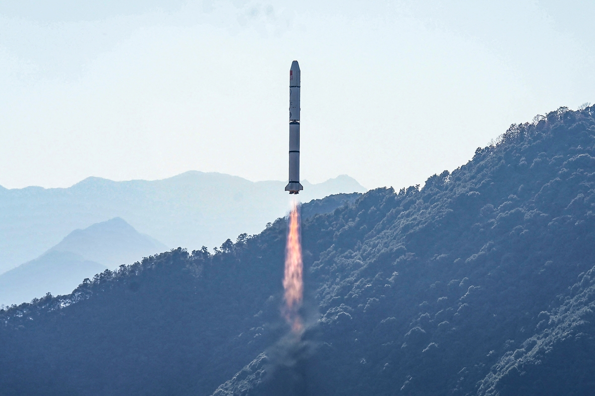 China’s Expanding Satellite Network Poses Major Threat to Global Security: Analysts