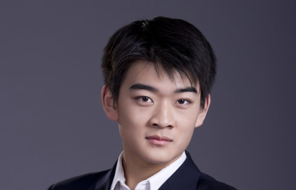 Artist Profile: Mr. Vorathol Sae-Li