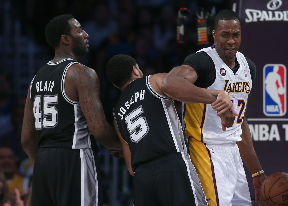 Magic Johnson Dwight Howard: Playoff Loss Spurs Emotional Tweets