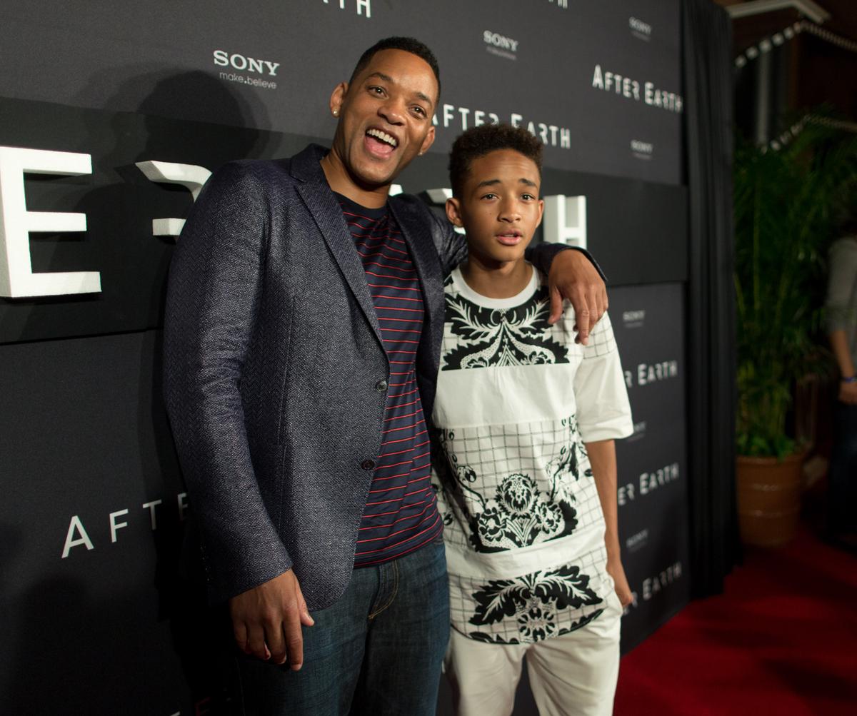 6 Days of Darkness Confirmed by NASA, Texas Cannibal on Death Row, Ebola Doritos, Young Thug-Bill Gates Spat, Gabriel Iglesias: Your Hoaxes for the Week