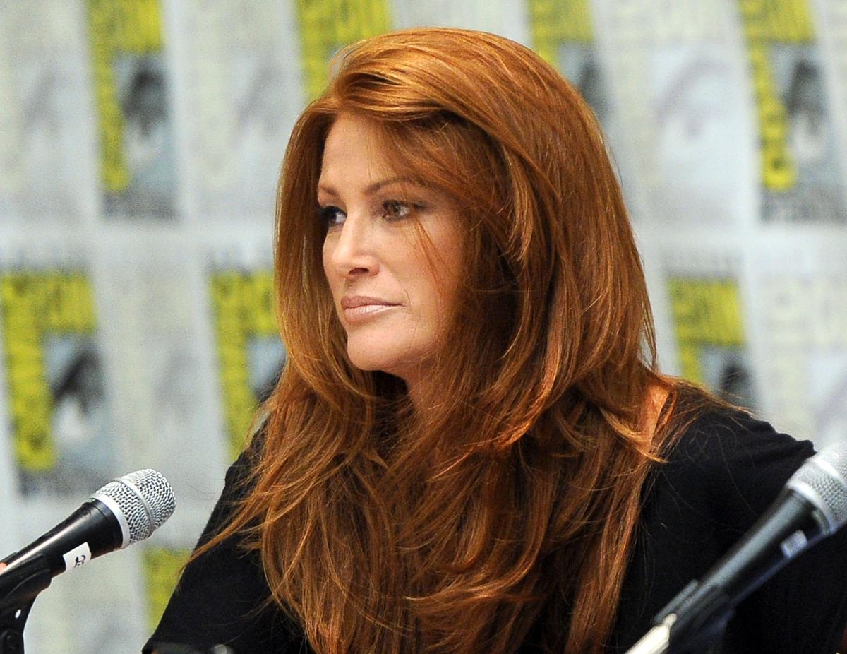 Angie Everhart Cancer: Actress Has Surgery Scheduled