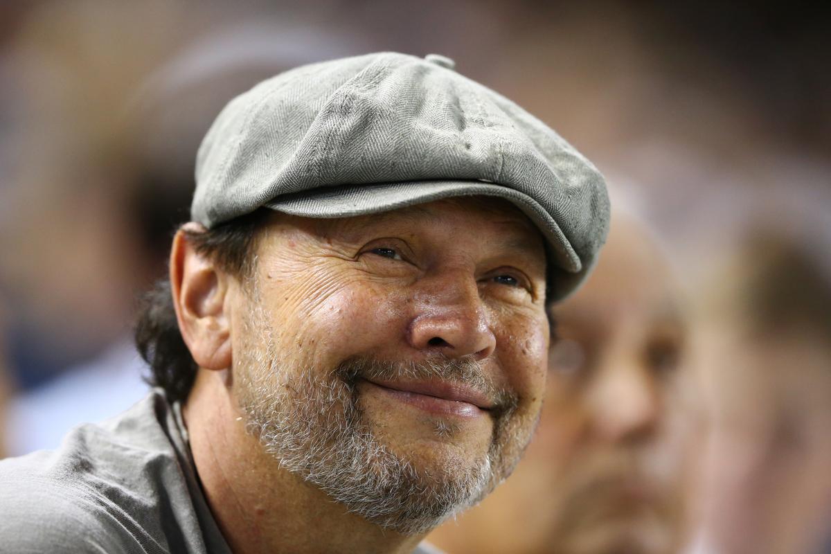 Billy Crystal Pilot: Crystal Will Star in New Comedy Series