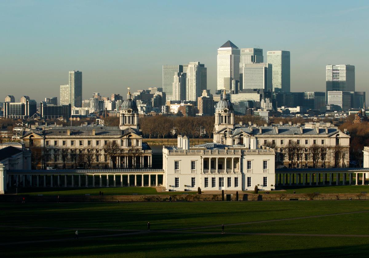 Unprecedented Drop in British Wages, Says Report