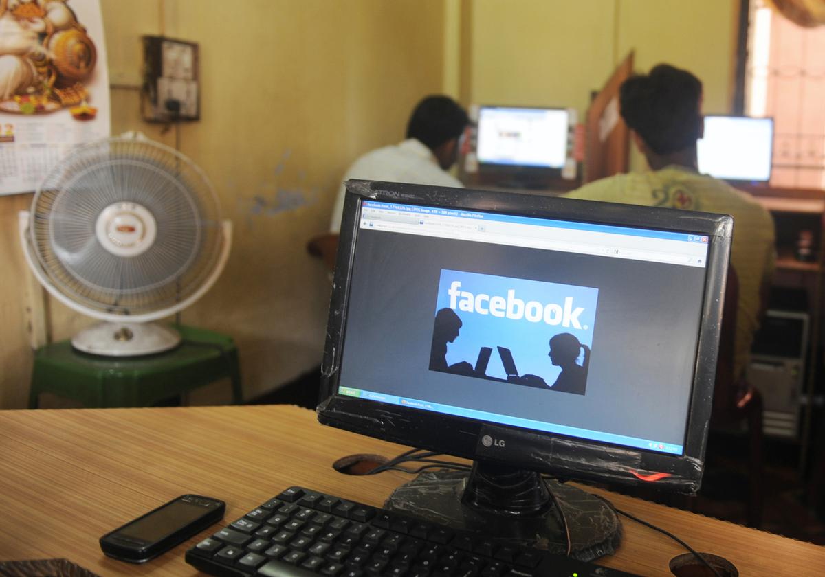 India’s New Monitoring System Threatens Rights: Report  