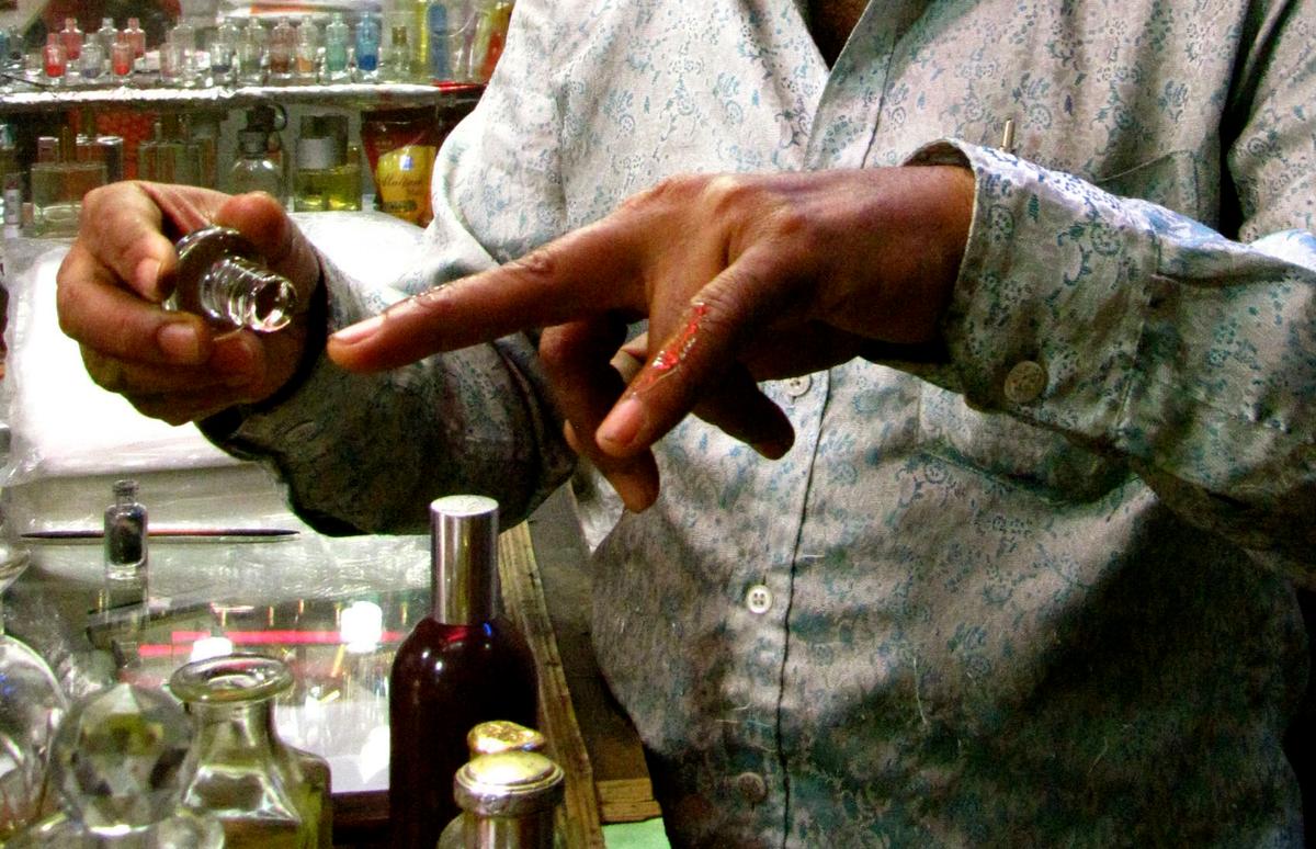 Poetic Twist to Indian Perfume Industry  