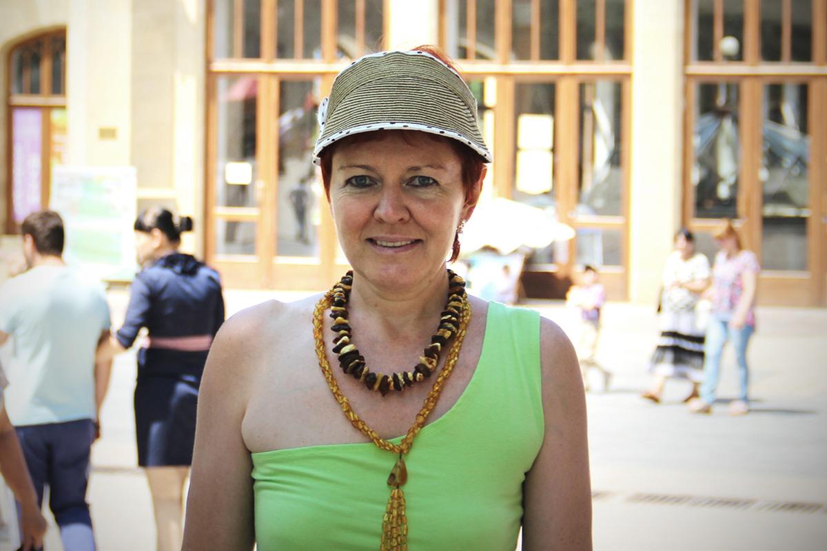 Global Q&A: ‘Is online shopping replacing visiting brick-and-mortar shops for you?’