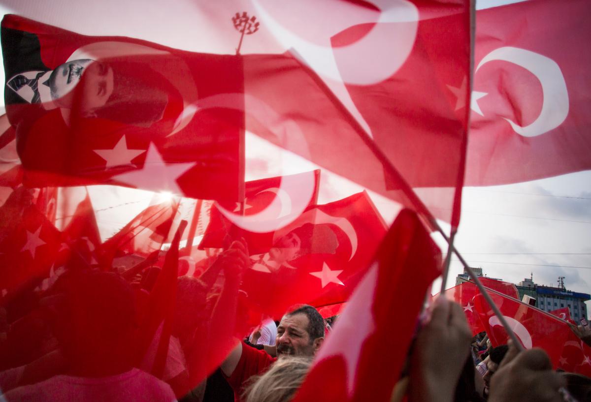 Turkish Intellectuals: ‘We are worried’ 