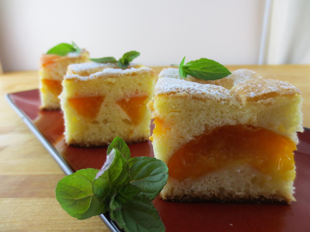 Apricot Cake: A Delicious Cake With a Delicate Flavour 