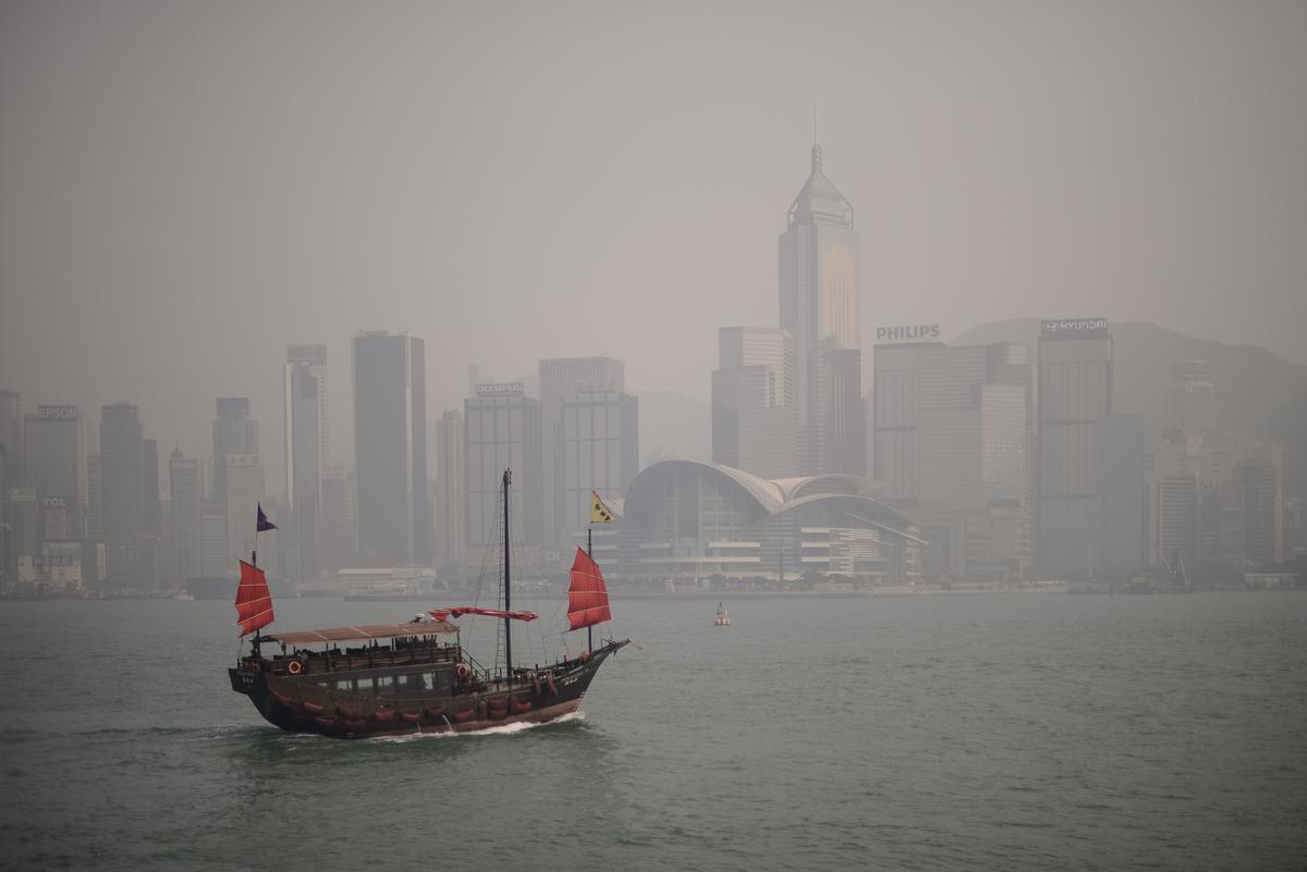 Hong Kong Shrouded in Smog Following Tropical Storm 